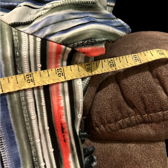 NWOT Cato women’s geometric top size 18/20W - Picture 5 of 5